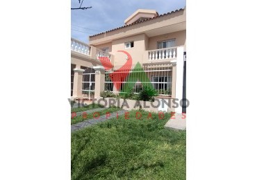 Casa en GRAND BOURG - Salta capital 